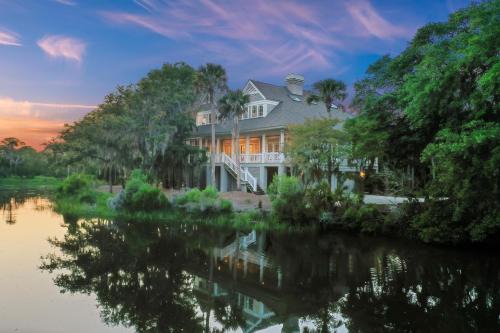 Vanderhorst Plantation House | OI67: 67 Otter Island Road