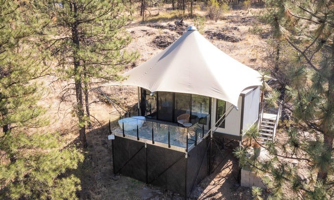 Okanagan-Similkameen Cabin | Okanagan vineyard tenthouse experience.luxury immersed in nature!