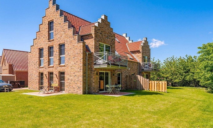 Eilsum Apartment | Oktopus - Neubauwohnung mit Balkon Direkt am Wasser bei Greetsiel!