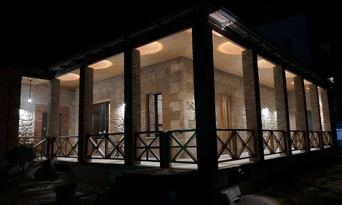 Kutaisi Apartment | Old Balcony: Stay in Central Kutaisi: Private AC 1-Bedroom Apartment for Couples