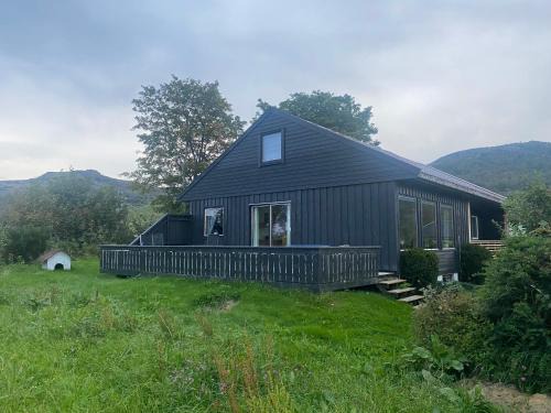 Bjørheimsbygda House | Old farmhouse near Pulpitrock