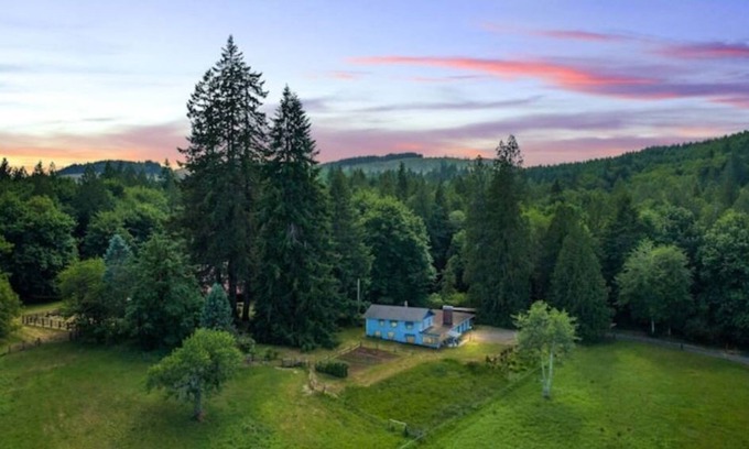 Shelton House | Old Growth & Country Living Farm
