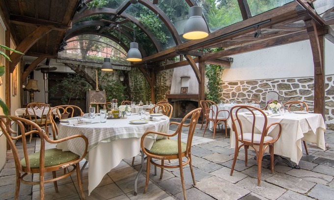 Plovdiv Old Town Hotel | Old Legends
