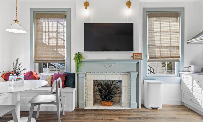 Biloxi Apartment | Old Spanish House | Vivian Suite A: Sophisticated Retreat | Beach! | Fire Pit! | Downtown! | Golf Cart!