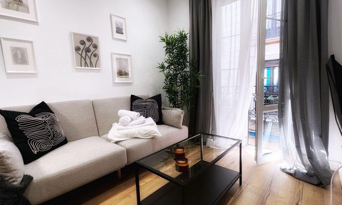 Bilbao Old Town Apartment | Old Town Apartment.
