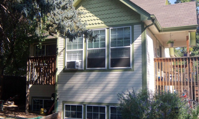 Historic Fort Collins High School Apartment | Old Town - Beautiful 2 Bedroom; Walk/Or Ride Your Bike To Old Town