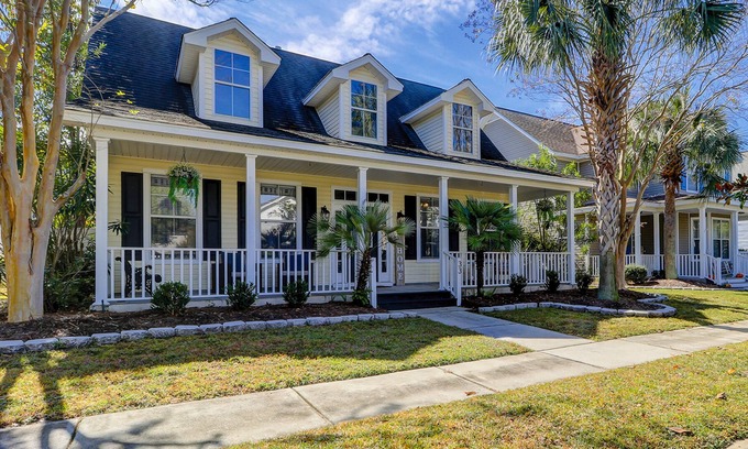 Old Town Bluffton House | Old Town retreat with golf cart, fenced yard, covered porch, & outdoor living