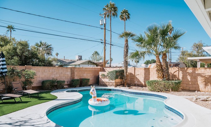 Papago Parkway House | Old West BnB: *NEW* - Heated Pool! 5 Minutes from Old Town!