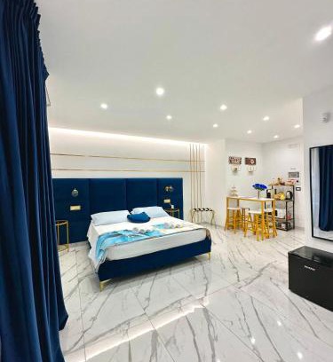 Municipio 3 Apartment | Oltremare Luxury Suites