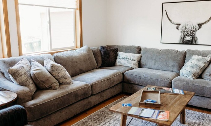 Port Angeles House | Olympic National Park Newly Built Cozy Central Home Base