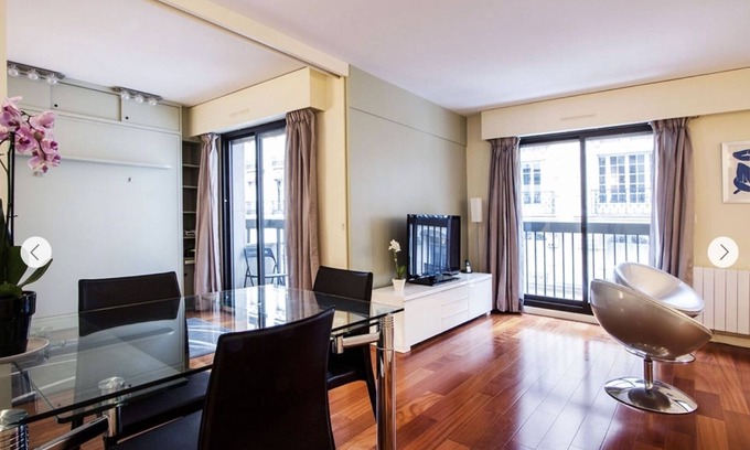 Auteuil Apartment | OLYMPICS! ROLAND GARROS AREA- 1 Bedroom- 1 Bath Condon