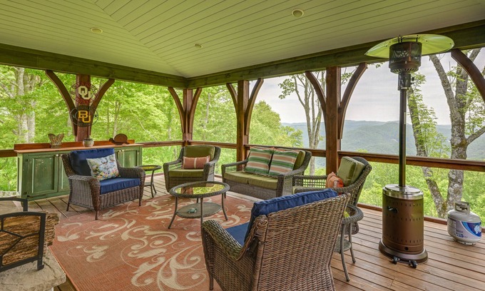 Cullowhee House | On 22 Acres: Cullowhee Craftsman Home w/Mtn Views