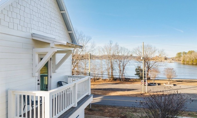 Guntersville House | On Reel Time at River Rocks Plantation