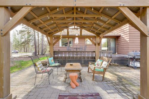 Spokane House | On-Site Access to Spokane River Home with Fire Pit!