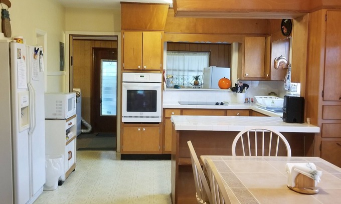 Jensen Beach Cottage | On the Indian River Intercoastal