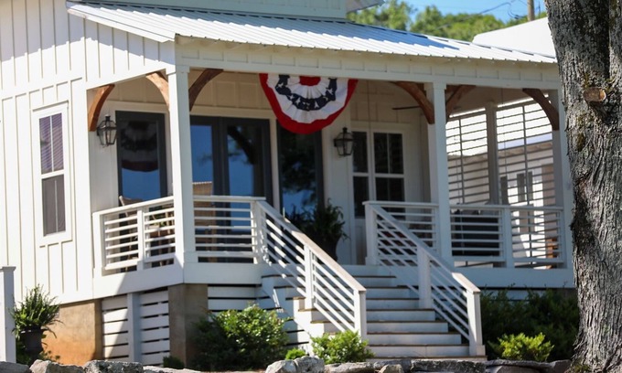 Guntersville House | On The Rocks at River Rocks Plantation