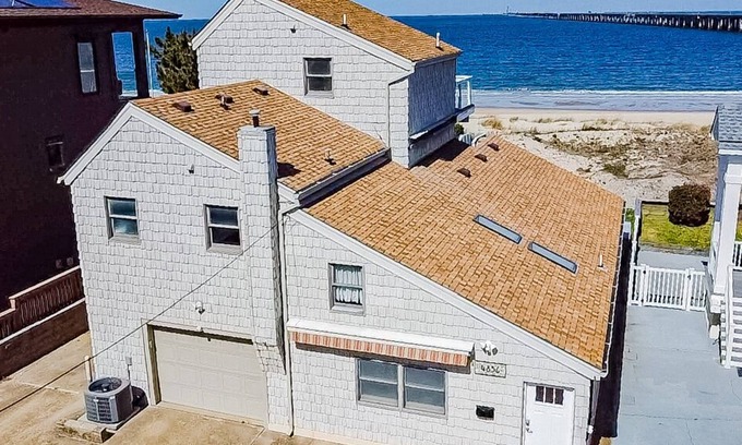 Chic's Beach House | On The Water! Chicks Beach, Virginia Beach- Vacation rental