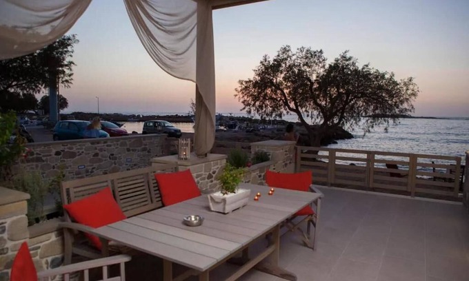 Limeniskos Apartment | :on the water lodging | 1