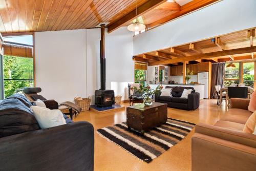 Arrowtown Ski Chalet | On Village Green
