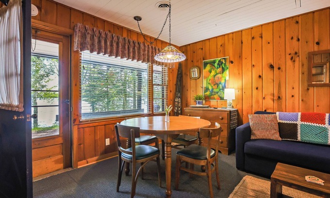 Presque Isle Cabin | On Water! Minutes from WinMan! Full Kitchenette!