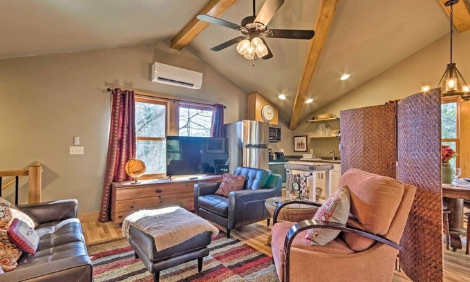 Black Mountain Apartment | One bedroom apartment in Black Mountain