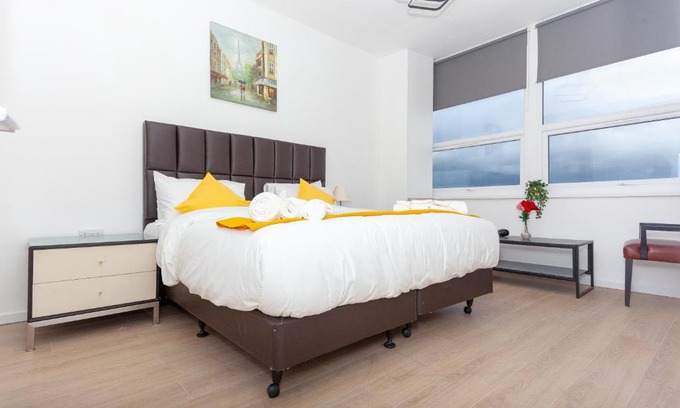 Smethwick Apartment | One Bedroom apartment Serviced apartment Smethwick flat 320