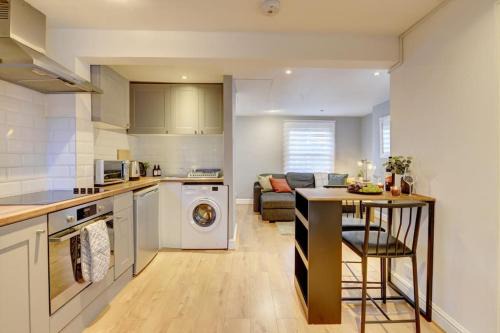 Banbury Apartment | One Bedroom Apartment in Banbury Town Centre 5 Min Walk to Train Station with Fast Wifi and Smart Tv