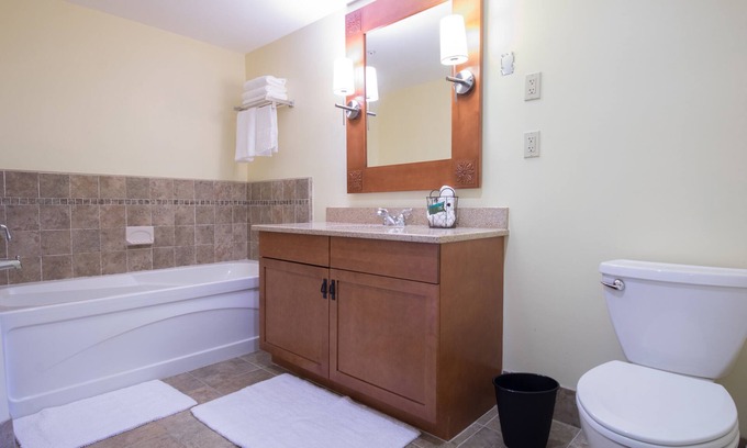 Vernon House | One bedroom Condo Suite at the Appalachian Resort