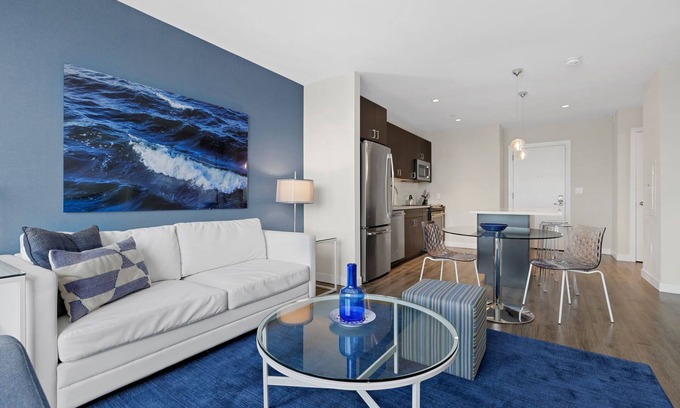 Seaport District Apartment | One Bedroom in Boston With Luxury Amenities