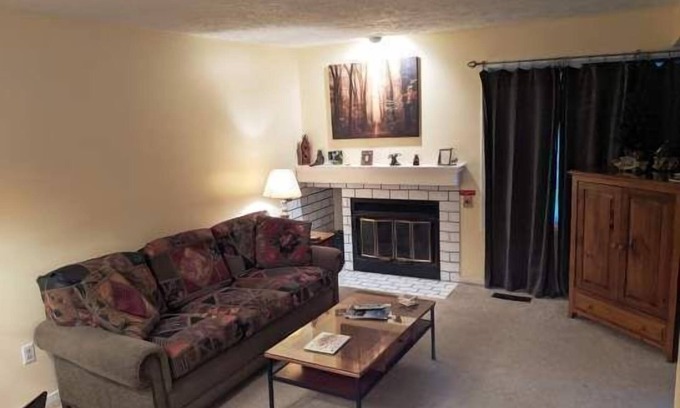 Harbor Springs Condo | One Bedroom Trout Creek Condo #15 - Next to Pond, Pickleball, Fitness Center with Indoor Pool