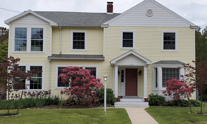 Rehoboth by the Sea House | ONE BLOCK TO BEACH-REHOBOTH BY THE SEA-PET FRIENDLY-TWO DISCOUNTED WEEKS LEFT!