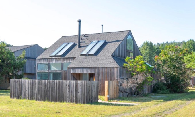 Sea Ranch House | One Eyed Jack's Retreat