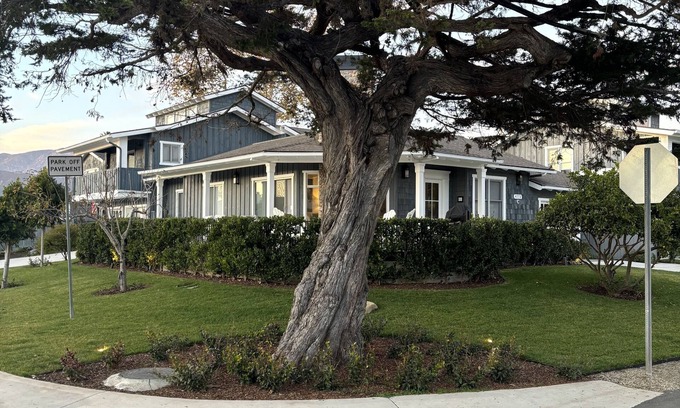 Carpinteria House | ONE OF A KIND !