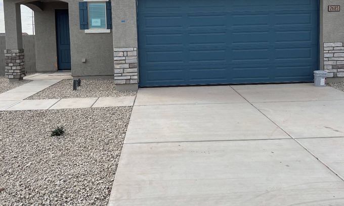Casa Grande House | One year old single family home in Mission Royale II in Casa Grande. Near Lucid