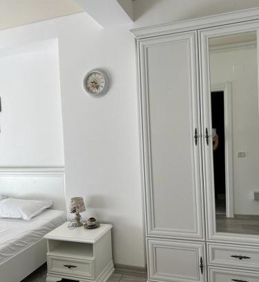 Jibert Apartment | Onix Aparthotel Studio Almar 108