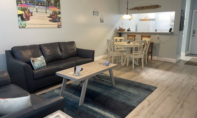 Lauderdale-by-the-Sea Condo | Only 150 yards to the beach., King Bed , Heated pool 1BR 1BATH