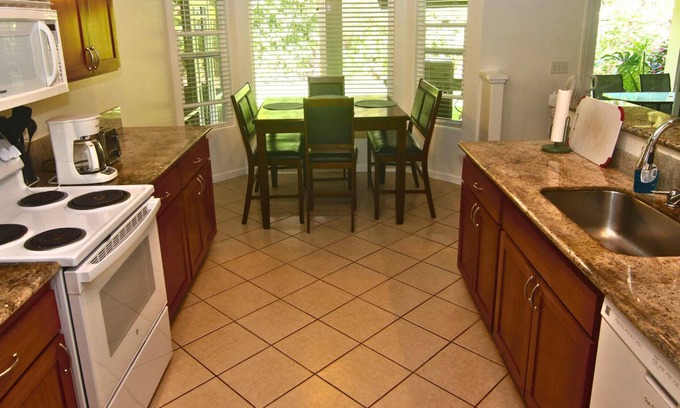 Keaau House | Only 79 per night August Special. Sleeps up to 6.