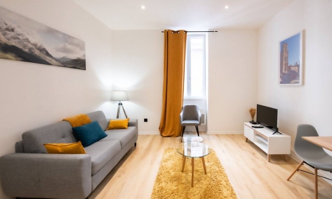 Les Cordeliers Apartment | Opéra 7 -Lovely studio Presqu'île city center