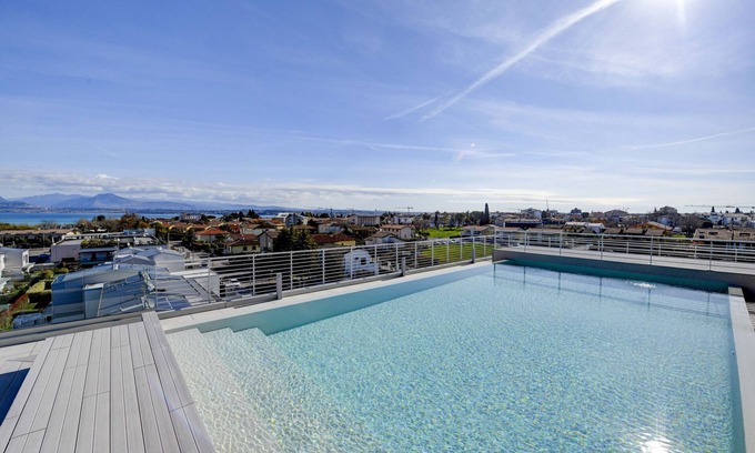 San Benedetto di Lugana Apartment | Opalia Residence - Eva's Elegance