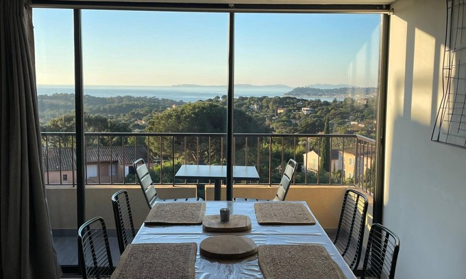 La Croix-Valmer Apartment | Open-plan T2 with sea view