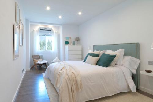 Poblenou Apartment | Opening Doors Poblenou Beach