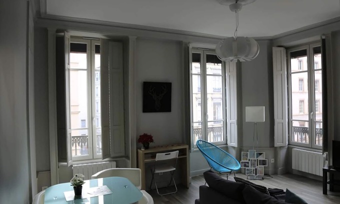 Terreaux - Bat d'argent Apartment | Opera Suite - hyper center of Lyon - Charm & modern comfort - ideal location