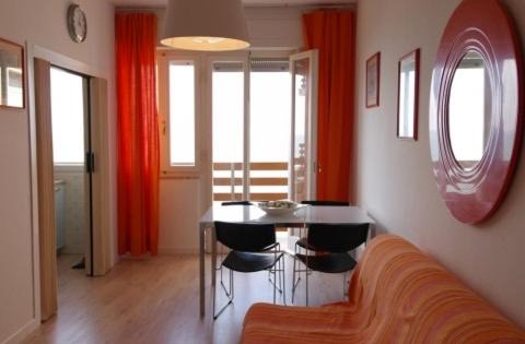 Marina di Castagneto Carducci Apartment | Orange Home