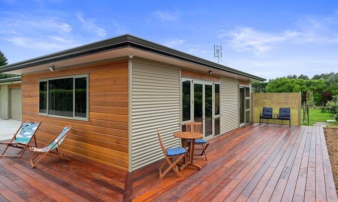 Greytown House | Orange Blossom Cottage - Greytown Holiday Home