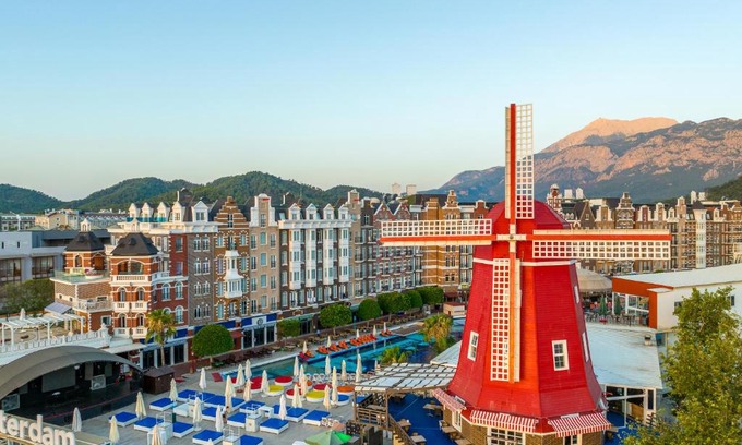 Kemer Resort | Orange County Kemer