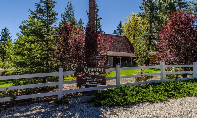 Fox Farm Other | Original Fox Farm House Sleeps 8