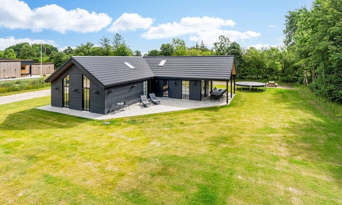 Nørre Hurup House | "Osa" - from the sea by Interhome
