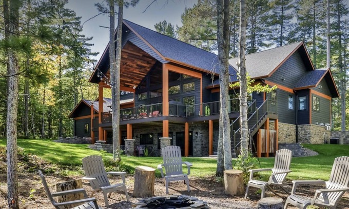 Manitowish Waters House | Osprey Bay Waters - Weeks still available this summer, Bikes, Kayaks, Rowboats
