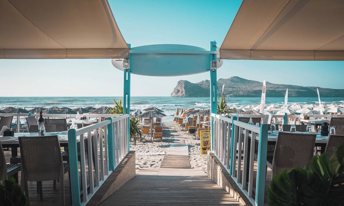 Agia Marina Hotel | Ostrakon Suites