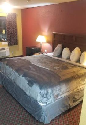 Stillwater Apartment | osu 2 Queen Beds Hotel Room 230 Wi-Fi